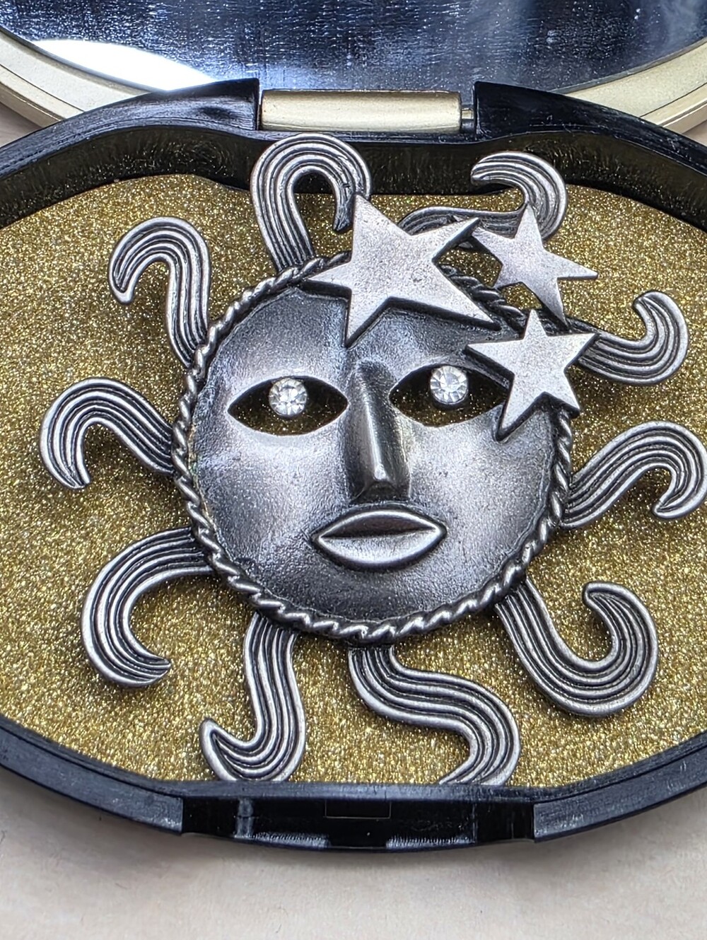 JJ Jonette Jewelry Vintage Silver Tone Sun Face, Stars Brooch